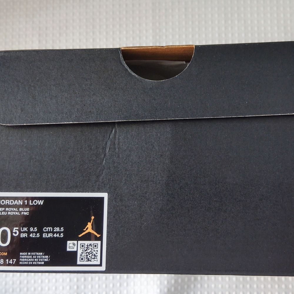 Air Jordon 1 Low Mens Size 10.5 - Picture 3 of 7